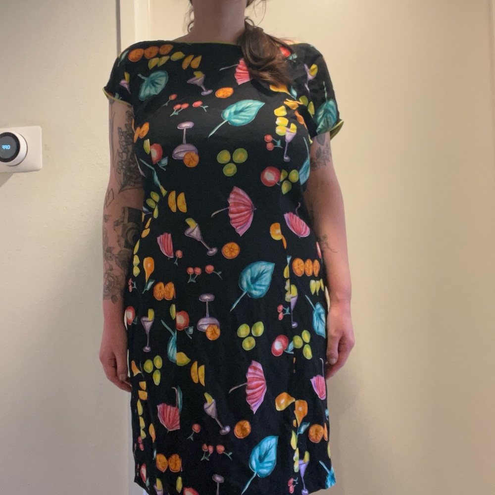 *READ DESCRIPTION* Colorful Cocktail Print Dress